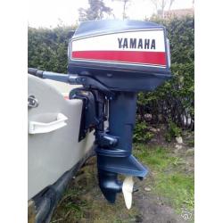 Plastbåt med 20 hkr Yamaha, nyskick