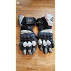 Arlen Ness skinnställ, ryggskydd, handskar